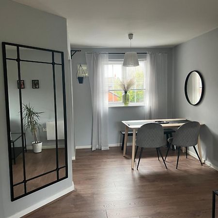 Warrington Apartment Great Sankey Eksteriør billede